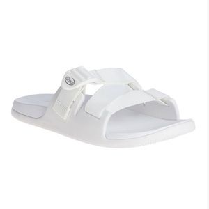 Chaco white Chillos Slides sandals. Size 8. Brand new in box.